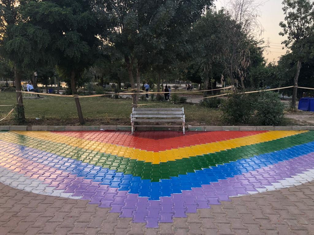 Photo of the rainbow painting on one of Azadi Park's pavements in Sulaimani on May 19, 2022. Photo: submitted